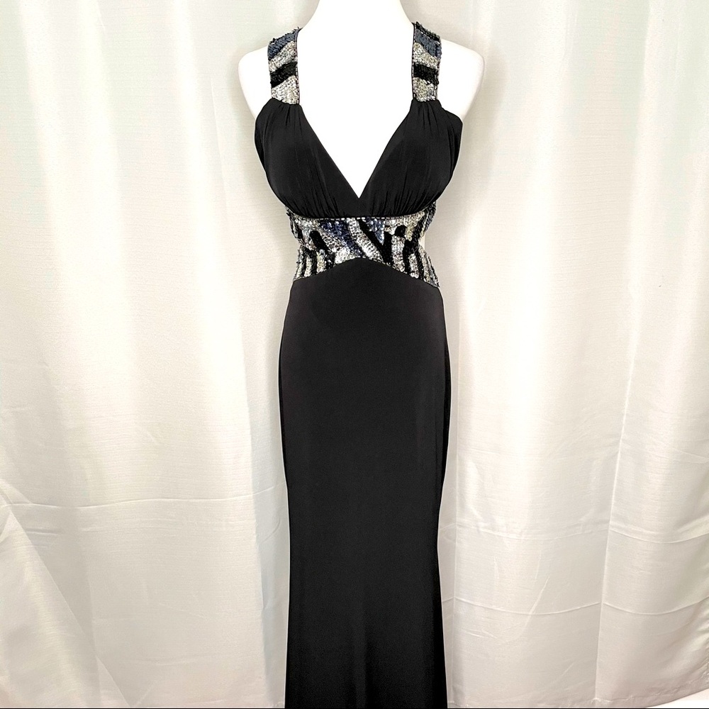 Betsy & Adam cutout sequin gown - Picture 1 of 7